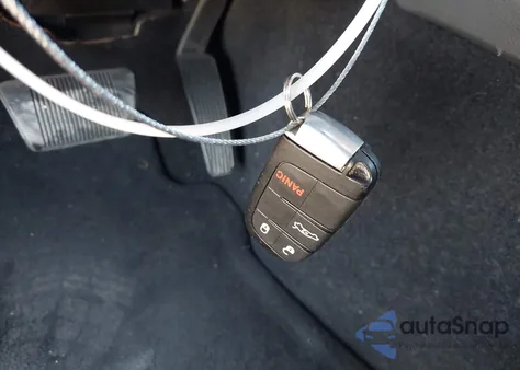 2021 Dodge Challenger Sxt z USA, uszkodzony, nr VIN 2C3CDZAGXMH533481